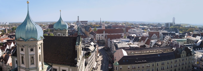 Ein Anwalt für Arbeitsrecht in Augsburg kann Ihnen Auskunft bei arbeitsrechtlichen Fragen geben.