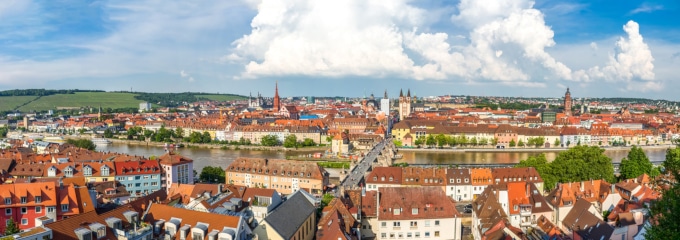 Wie finden Sie einen guten Anwalt in Würzburg, der Arbeitsrecht als Schwerpunkt anbietet?