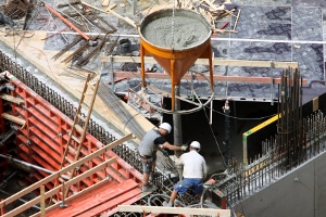 Arbeitnehmerüberlassung kann im Bauhauptgewerbe verboten sein.