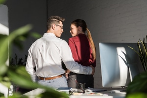 Ab wann handelt es sich am Arbeitsplatz um sexuelle Belästigung?