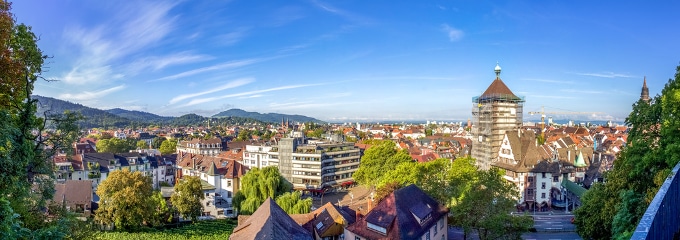 Fragen zum Arbeitsrecht: Ein Anwalt in Freiburg kann Ratsuchenden weiterhelfen.