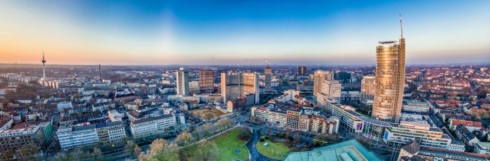 Fragen zum Arbeitsrecht? In Essen kann ein Anwalt, der sich auf dieses Rechtsgebiet spezialisiert hat, helfen.