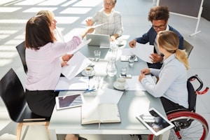 Um die Arbeitszeit zu berechnen, ist eine Excel-Vorlage eine gute Alternative.