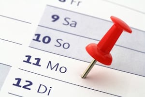 Laut Arbeitszeitgesetz ist Samstagsarbeit nicht verboten. Der Samstag ist ein Werktag.