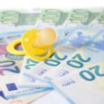 Die Elterngeld-Reform tritt zum 1. September 2021 in Kraft.