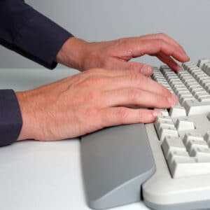 ergonomie tastatur mit handballenauflage