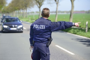 Auch die Polizei muss trotz Feiertag arbeiten.