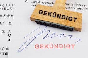 Auch eine fristlose Kündigung garantiert den Urlaubsanspruch.