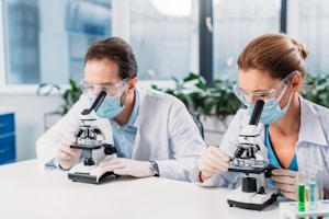 "Gleicher Lohn für gleiche Arbeit!" fordert das Gesetz zur Entgelttransparenz.