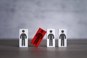 Ungelöste Konflikte am Arbeitsplatz beeinflussen das Betriebsklima und führen im schlechtesten Fall zur Kündigung.