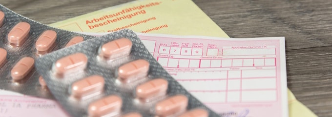 Sie benötigen mindestens eine ärztliche Bescheinigung, wenn Sie Krankengeld bei Ihrer Krankenkasse beantragen wollen.