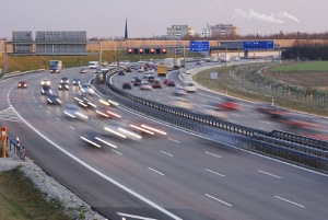 Reisekosten adé? Arbeitnehmer können gewisse Fahrtkosten steuerlich absetzen.