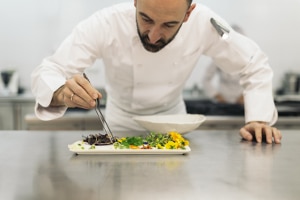 Besonders oft werden Saisonkräfte in der Gastronomie eingesetzt.