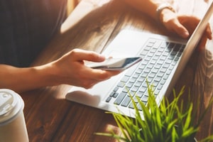 Welche Vorteile hat mobiles Arbeiten für Arbeitnehmer und Arbeitgeber?